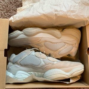 Yeezy 500